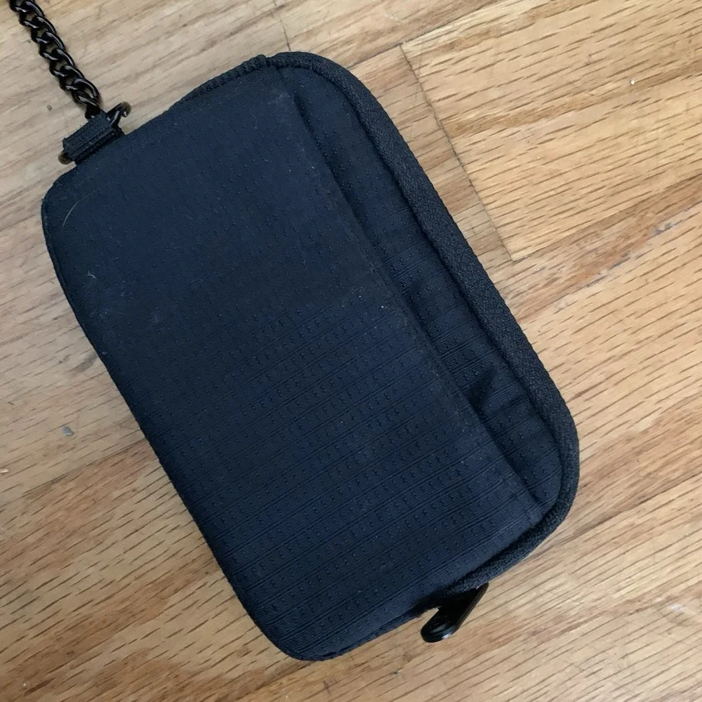 Pac safe Metrosafe 200 GII Sling / Backpack Anti-theft With Coin Purse